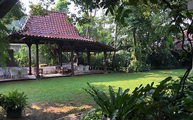 Casakhasa Bed & Breakfast