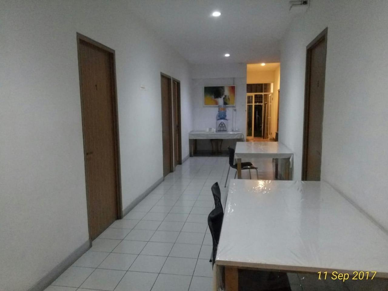 Casakhasa Jakarta Bagian luar foto