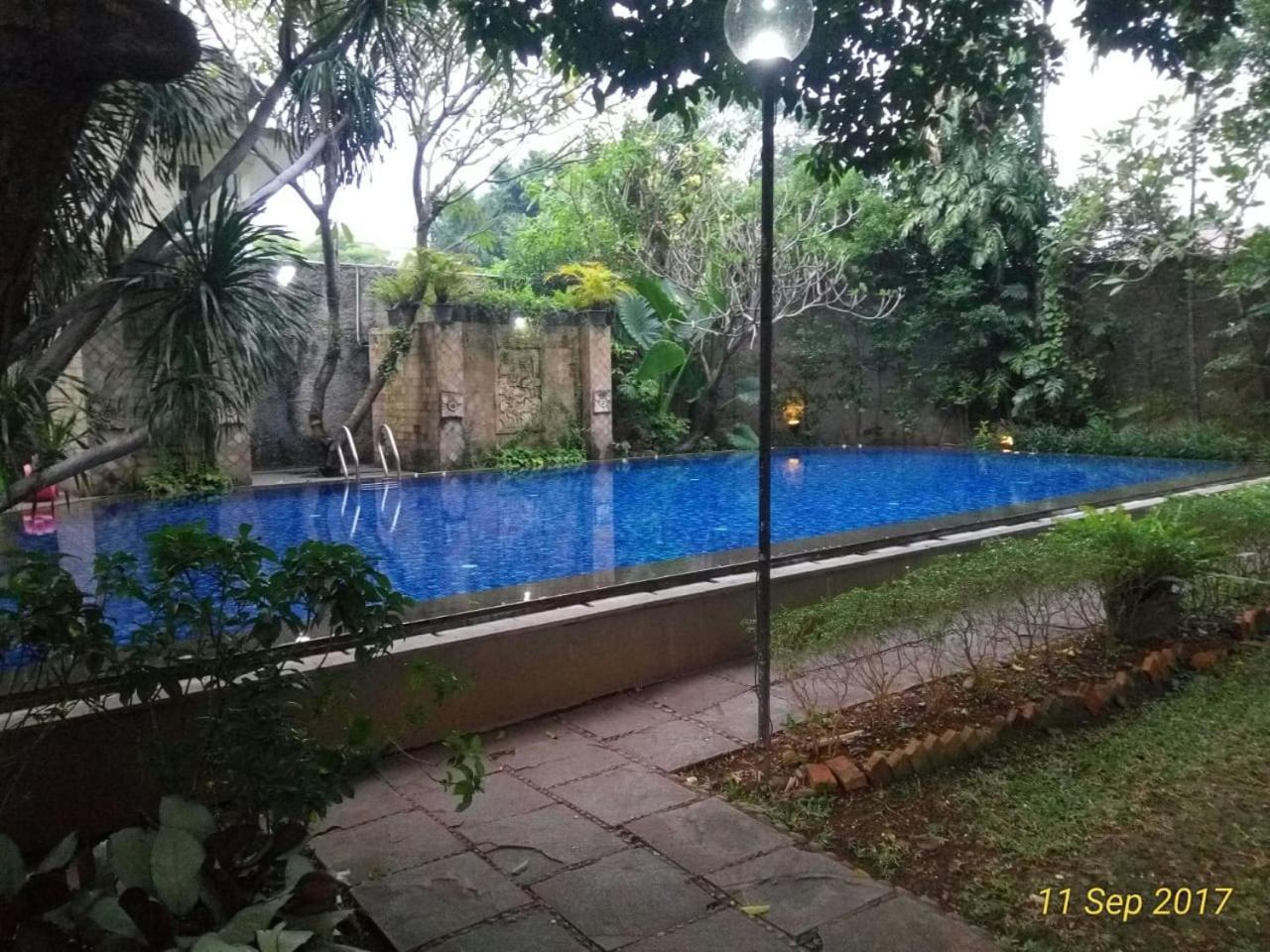 Casakhasa Jakarta Bagian luar foto